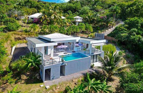 Case-Pilote Villa | 300 m² Villa ∙ 4 bedrooms ∙ 8 guests