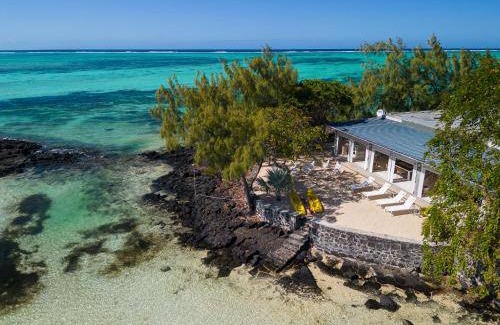 Roches Noires Villa | 300 m² Villa ∙ 4 bedrooms ∙ 8 guests