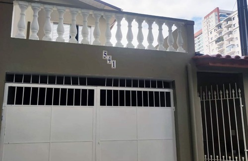 Jardim Aeroporto House | 300 Metros do Aeroporto de Congonhas! Fora da Rota de Avião, Casa Silenciosa