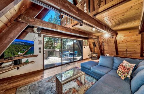 Christmas Valley House | 3001R Reindeer A Frame Cabin