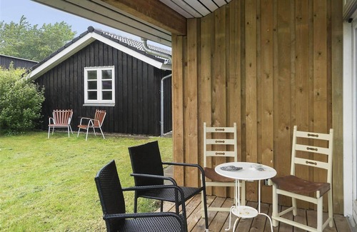 Beder Malling House | 30048 Beder - Solsortevænget 5