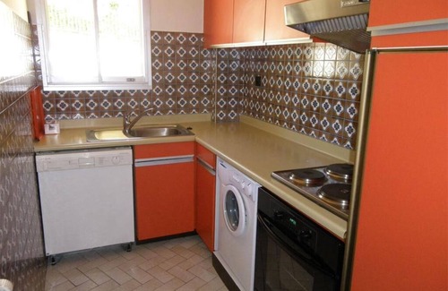 Font-Romeu-Odeillo-Via Apartment | 300m from ski lifts, view forest, tv, ski locker, 16m², Font Romeu