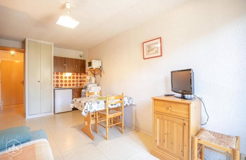 Aussois Apartment | 300m from ski slopes, Ground floor, balcony, tv, ski locker, 21m², Aussois