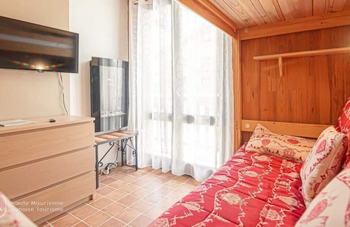 Aussois Apartment | 300m from ski slopes, Ground floor, balcony, tv, ski locker, 21m², Aussois