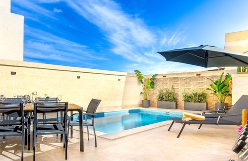 San Lawrenz Villa | 300y/o Gozo Villa: 2 pools, roof lounge, sea views