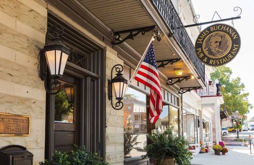 Mercersburg Bed & Breakfast | 301 - The Mercer Suite - James Buchanan Hotel