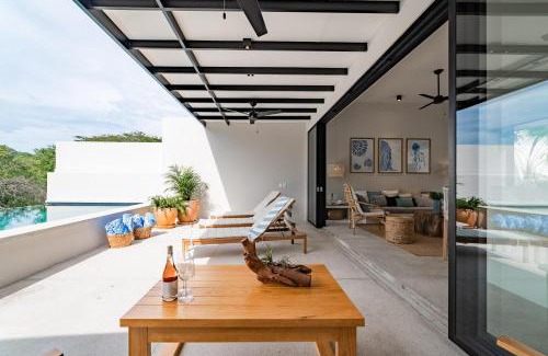 Santa Maria Huatulco Villa | 3025 - Casa Parota