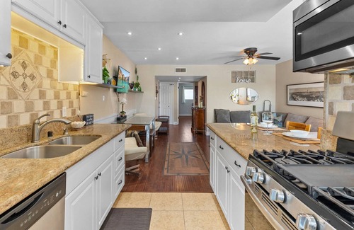Townsite Condo | 302B Amazing Location! Gorgeous Marina Views! Steps from Top Rated Harbor Beach