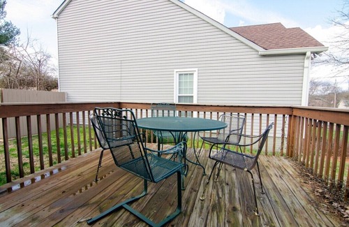 Franklin House | 306 Wedgewood · Huge Bonus with Foosball, 1 mile DowntownFranklin
