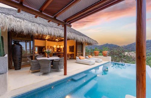 Santa Maria Huatulco Villa | 3064 - Casa Charra