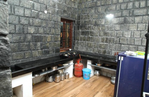 Yercaud Villa | 3070 m² Villa ∙ 4 bedrooms ∙ 15 guests