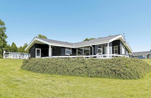 Odder Municipality House | 30727 Odder - Alrøvej 203 A