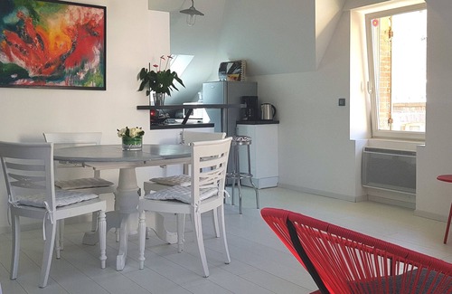 Pornichet Apartment | 30M from the Ocean:ideal location,close to the beach, casino, shops, restaurants