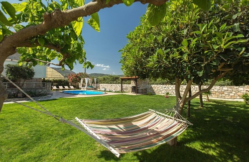 Nopigia Villa | 30mt to the Beach★Stone villa★Sea View ★Private Pool