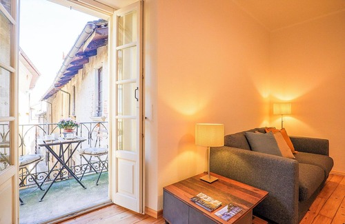 Cannobio Apartment | 3½-room corner apartment with 2 balconies in a central yet quiet location