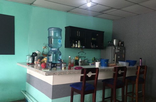 Managua House | 31 ave apartments managua Live like a local! In a Nicaraguan family environment!