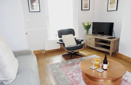 Dartmouth Cottage | 31 Crowthers Hill, Dartmouth