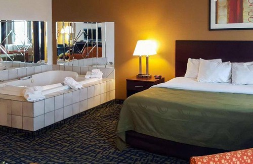 Ozark Hotel | 31 m² Hotel ∙ 4 guests