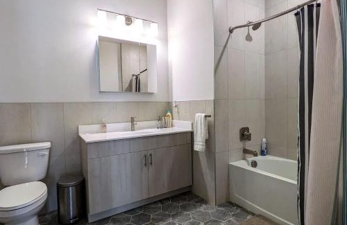 Dunellen Apartment | 312 Modern 1BR Apt Walk to NJT