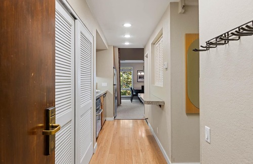 Olympic Valley Condo | 313 | Premium Loft - Full Kitchen, A/C – Sleeps 6