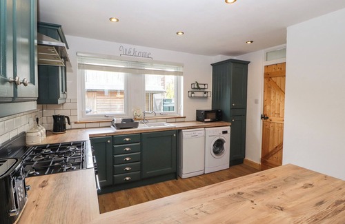Caldbeck Cottage | 32 FRIAR ROW, pet friendly, with open fire in Caldbeck