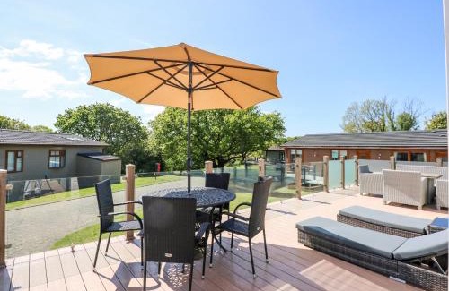 Rhyd-y-clafdy House | 32 Sanctuary Lodge