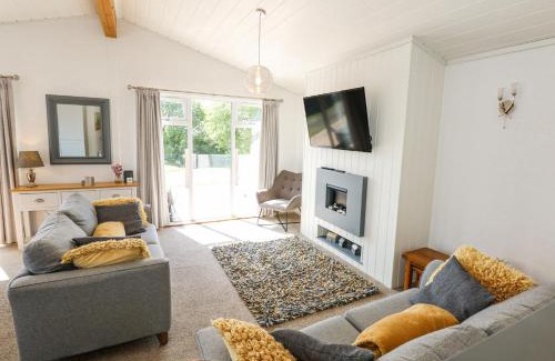 Rhyd-y-clafdy House | 32 Sanctuary Lodge