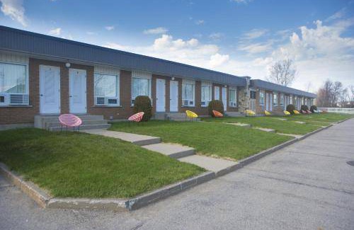 Vaudreuil Hotel | 33 m² Motel ∙ 4 guests