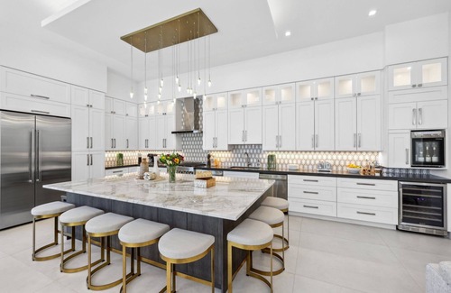Delray Beach House | 337 New Luxe Modern Villa + Private Guest House | Walk to the Ave & Beach!