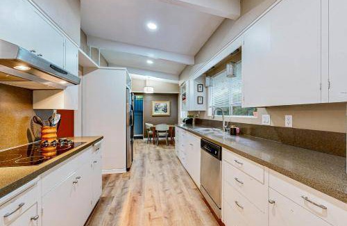 Salem House | 339 m² House ∙ 4 bedrooms ∙ 8 guests