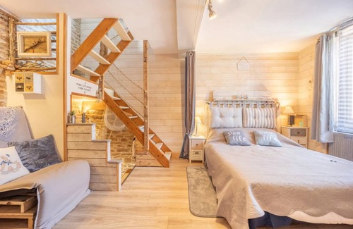 Saint-Regnobert-de-la-Cote-de-Nacre House | 34 m² House ∙ 2 bedrooms ∙ 4 guests
