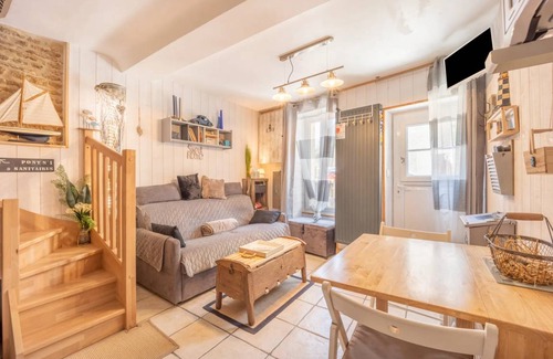Saint-Regnobert-de-la-Cote-de-Nacre House | 34 m² House ∙ 2 bedrooms ∙ 4 guests