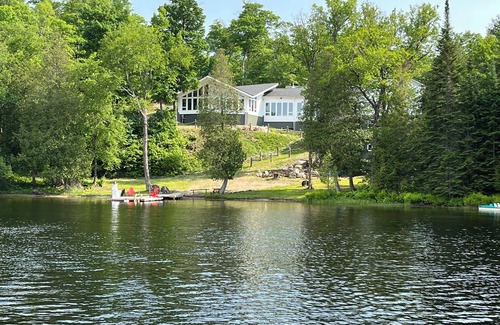 Unorganized Centre Parry Sound Ski Chalet | 340' Sand Beach,17 Beds,10 BDRM,8 WC, Spa Facility, 2,000 SF Entertainment Area