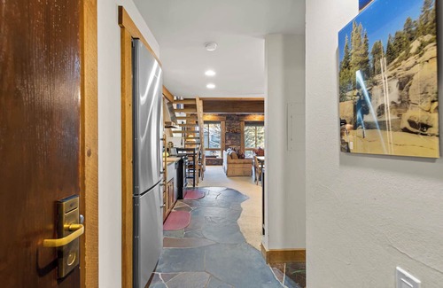 Olympic Valley Condo | 344 | Family Loft Fav - Ping Pong + Easy Parking