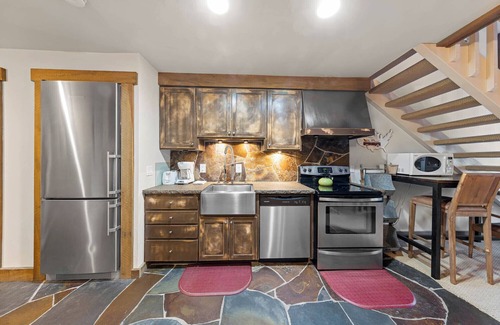 Olympic Valley Condo | 344 | Family Loft Fav - Ping Pong + Easy Parking