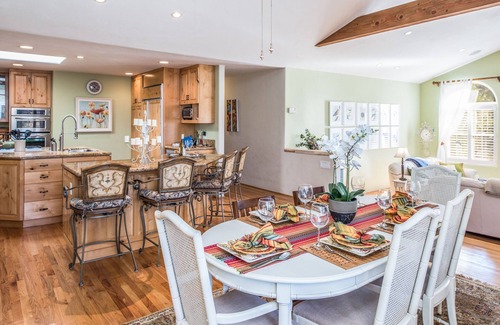 Del Rey Oaks House | 3485 Avalon by the Sea ~ Huge Gourmet Kitchen!