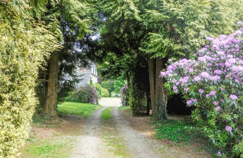 Saint-Clement-Rancoudray House | 350 m² House ∙ 7 bedrooms ∙ 16 guests