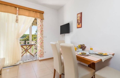 Rab Apartment | 35 m² Apartment ∙ 1 bedroom ∙ 4 guests