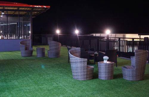 Nang Rong Hotel | 35 m² Hotel ∙ 2 guests