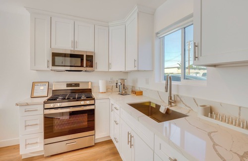 Chino Apartment | 35 Mi to LA: Modern Apartment in Chino!