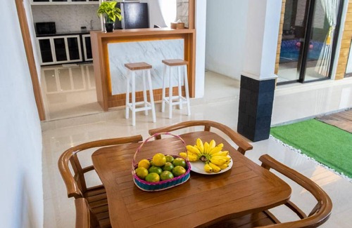 Purwokerto Villa | 350 m² Villa ∙ 4 bedrooms ∙ 8 guests