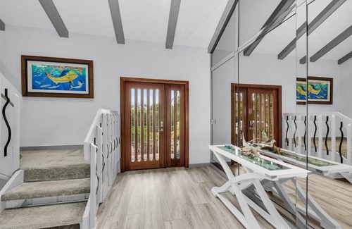 Bayshore Gardens House | 359 m² House ∙ 5 bedrooms ∙ 12 guests