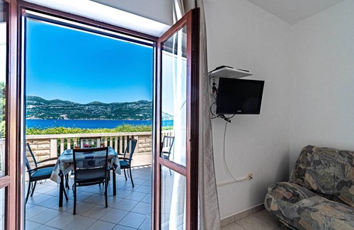 Cove Tri Zala (Zrnovo) Apartment | 36 m² Apartment ∙ 1 bedroom ∙ 4 guests
