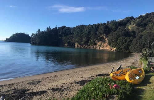 Tutukaka Bed & Breakfast | 36 Steps to the Beach