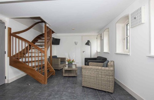 Klein Hitland House | 360 m² House ∙ 7 bedrooms ∙ 14 guests