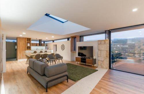 Cinfaes Villa | 360 m² Villa ∙ 5 bedrooms ∙ 12 guests