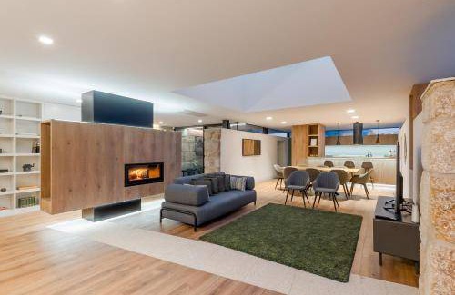 Cinfaes Villa | 360 m² Villa ∙ 5 bedrooms ∙ 12 guests