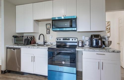Country Club House | 360 Rooftop View Ocean Breeze 6 Min to Beach