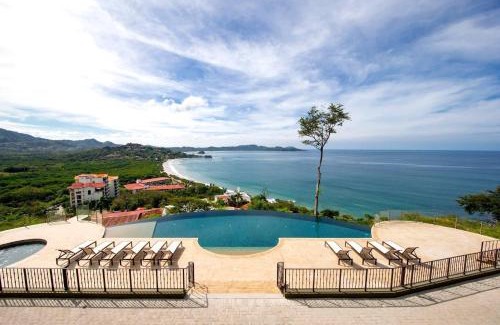 Playa Flamingo Apartment | 360 Splendor 104B-Ocean View Condo-Breakfast