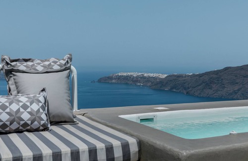Imerovigli Villa | 360 View by Caldera Houses